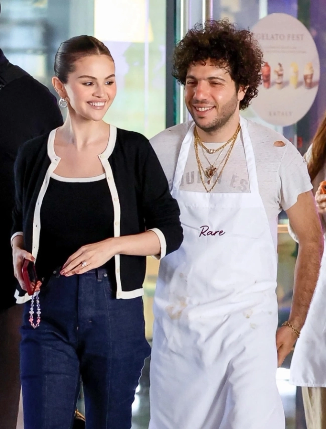 Selena Gomez និង&nbsp;Benny Blanco