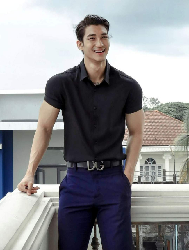 Photo Credit: Paing Takhon's Fb Acc