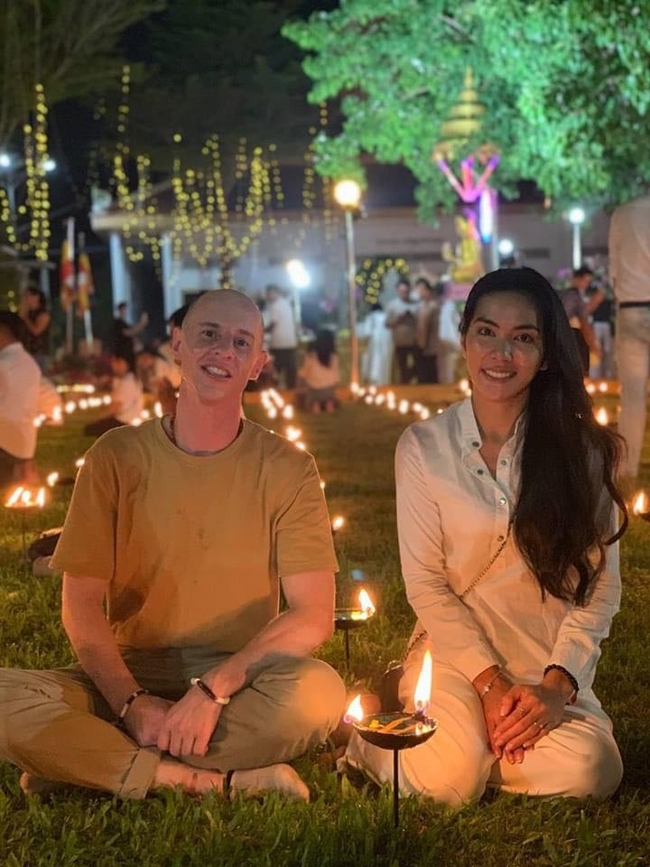 &nbsp; &nbsp;កញ្ញា&nbsp;ឆន ស្រីណេត និងគូដណ្តឹង