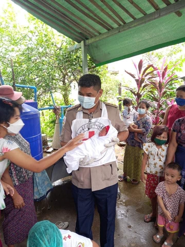 Photo Credit : Khine Hnin Wai Facebook Account