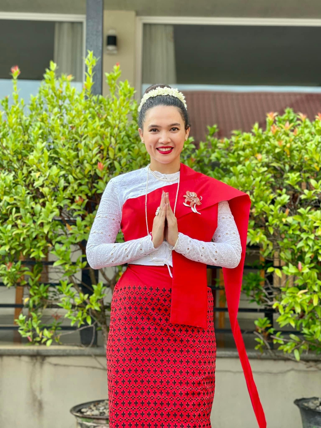 Aye Myat Thu’s Facebook 