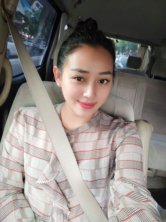 Photo Credit: Poe Ei Ei Khant ' s Facebook Acc