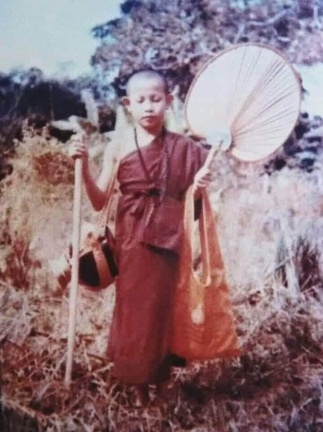 Photo Credit : စာပေ အလင်း ရောင်