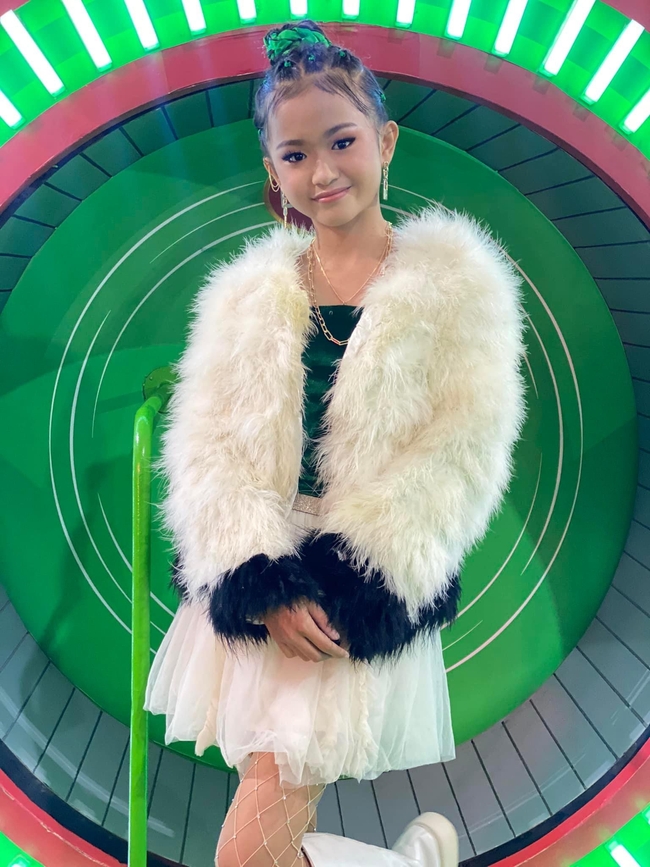 កែវ ទិត្យផល្លី