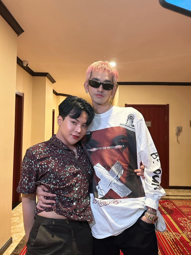 ចែតា និងលោក ជី ដេវីត