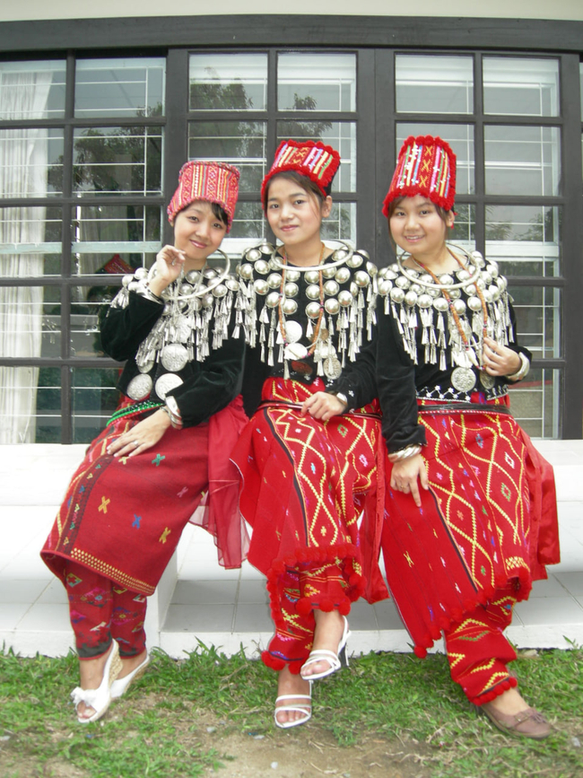 https://s9.kh1.co/__image/w=650,h=867,q=100/c0/c06abb051a8484d4e0f38d0fae6f76113be47b7b.jpg