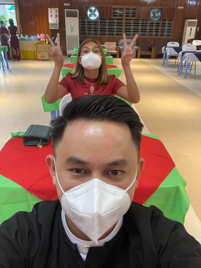 Photo Credit-"SEIN PHYO &amp; YI" FB Page