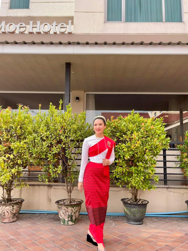 Aye Myat Thu’s Facebook 