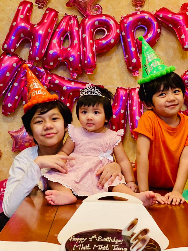 Photo credit-​ Phit Phit Chit Chit Mhit Mhit's Facebook page