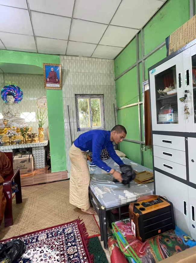 Photo credit - Paing Takhon's Facebook Account