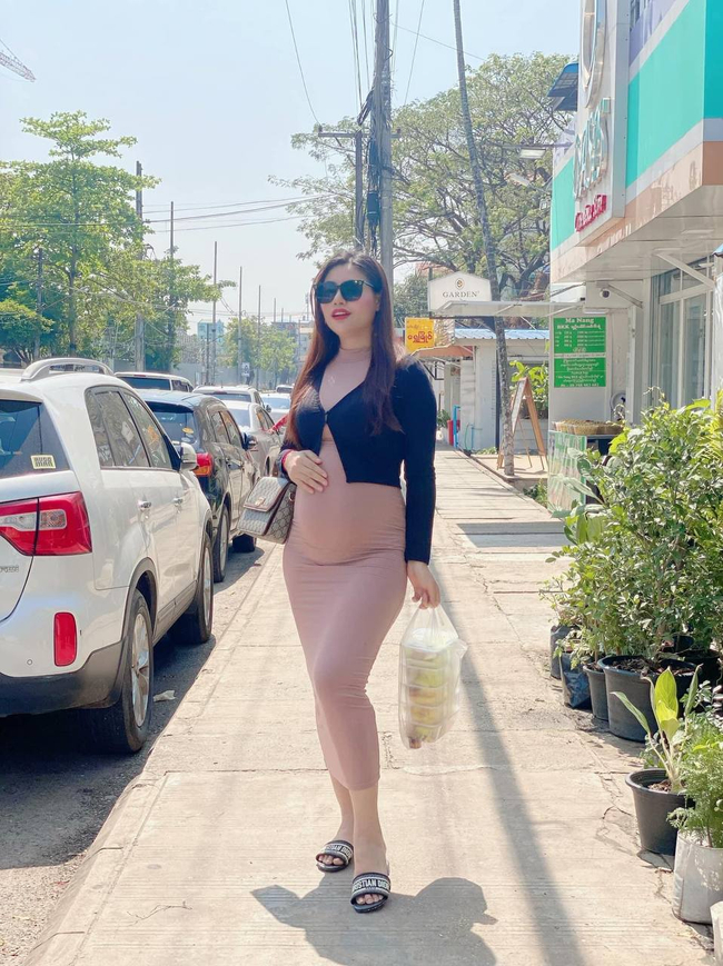 Photo Credit : Thandar Zaw's FB Acc