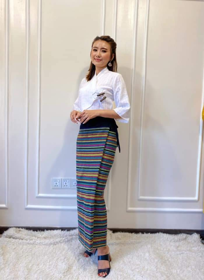 Photo Credit-May Kabyar's FB Page