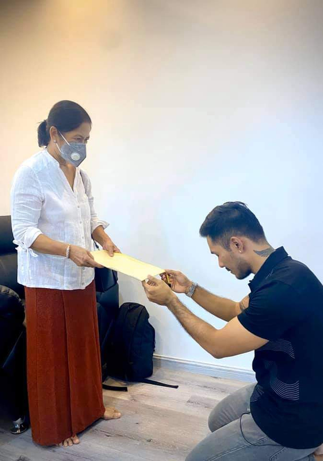 Photo credit-Nay Dway's Facebook page