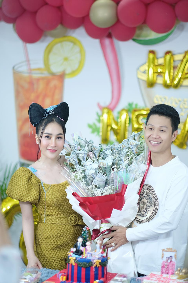 យាយសួយ និងស្វាមី