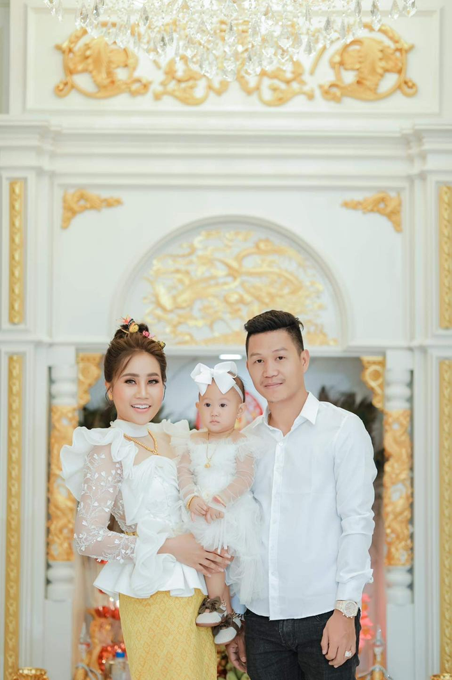 យាយសួយ និងគ្រួសារ