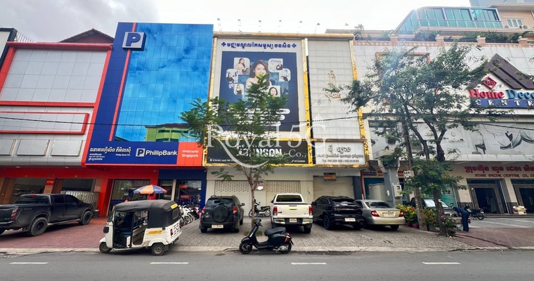 Buildin for rent- Mao Tse Tong