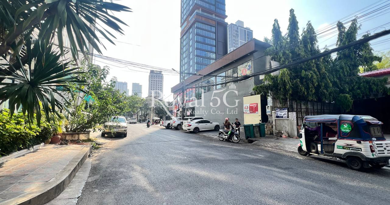 Shop for Rent at Boeng Keng Kang 1