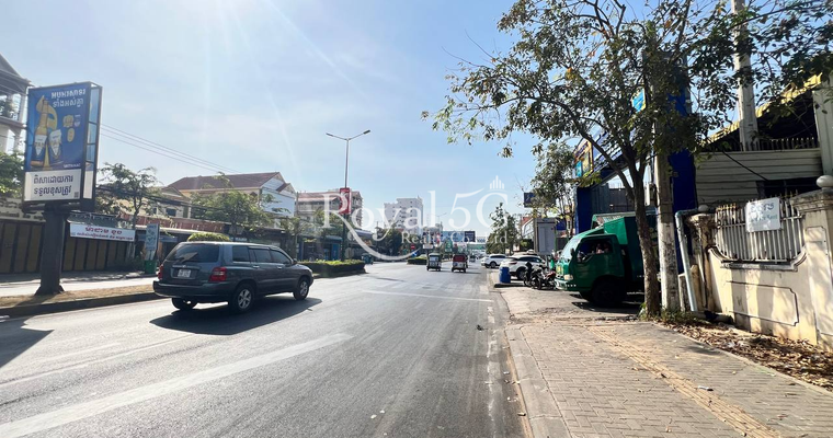 ផ្ទះសម្រាប់ជួល- ជ្រោយចង្វារ