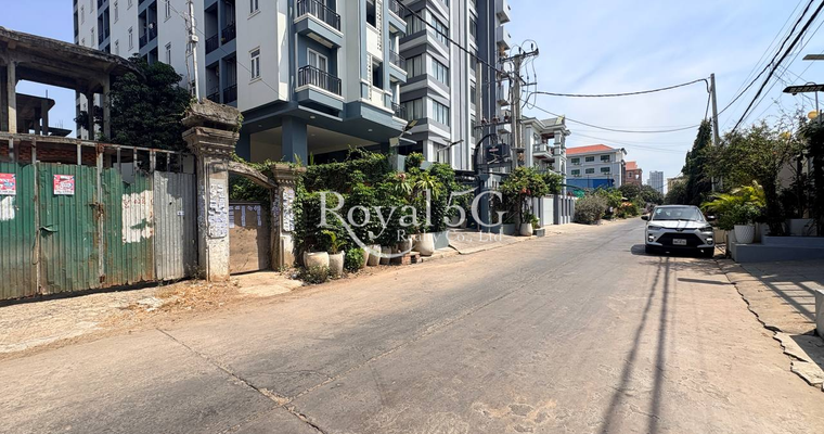 Land for rent and sale at sensok