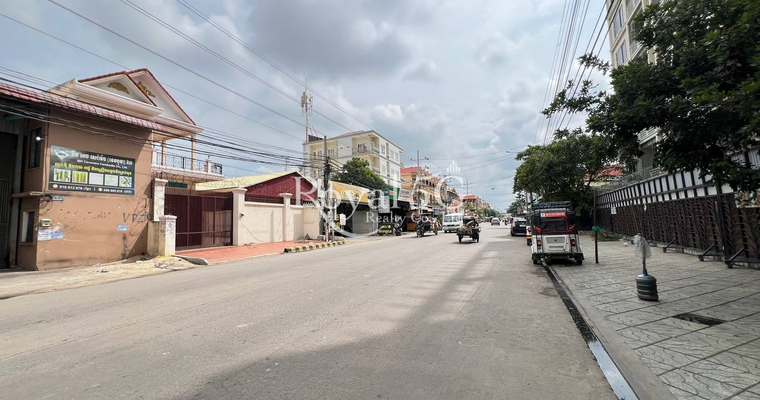 Warehouse for rent at solar