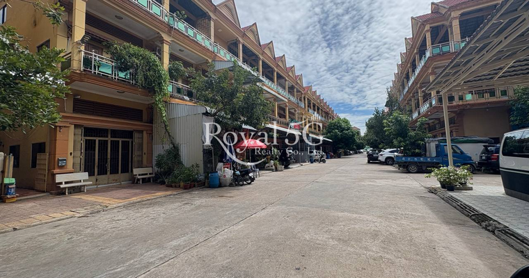ផ្ទះសម្រាប់ជួល សែនសុខ គោកឃ្លាំង ផ្សារដីហ៊ុយ​