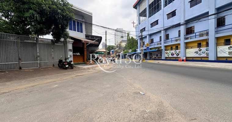 Warehouse For Rent - Sangkat Beongkok2 Khan toulkork