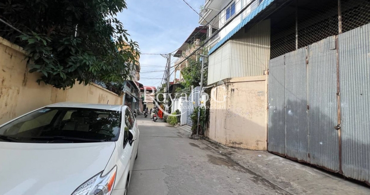 Warehouse for rent and sale boueng tumpun mean chey