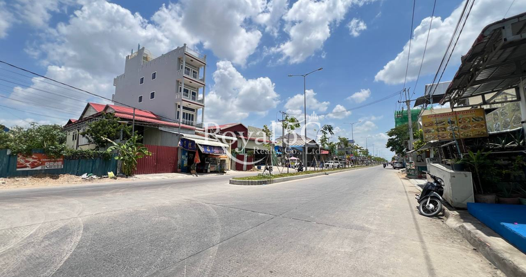 ដីសម្រាប់ជួលនៅផ្លូវ93