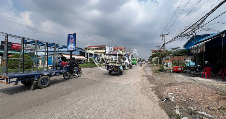 ដីសម្រាប់ជួល នៅផ្លុវចំការដូង
