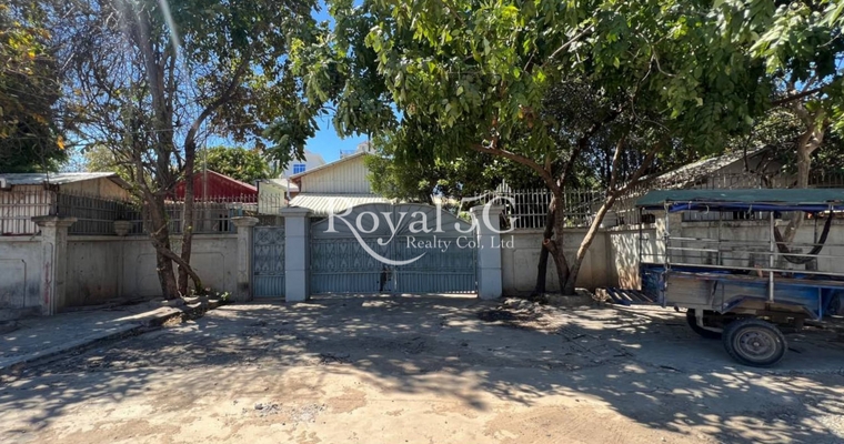 WAREHOUYSE FOR RENT STREET 1800 RUSSEY KEO