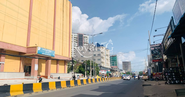 ផ្ទះសម្រាប់ជូលផ្លូវ៥៩៨ ​