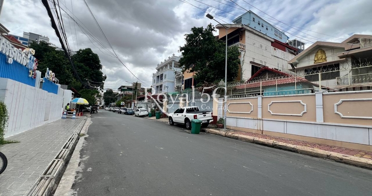 Villa For rent- Daun Penh