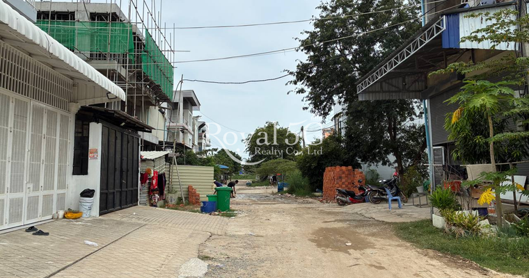 Land for Urgent sale - Sangkat Kmounh Khan Sensok