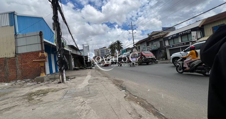 ដីសម្រាប់ជួល ផ្លូវ598