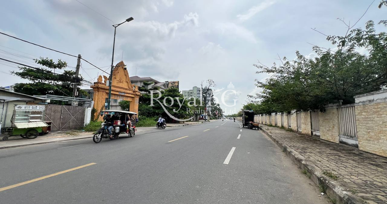 ផ្ទះសម្រាប់ជួល- ជ្រោយចង្វារ