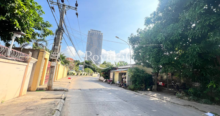 ផ្ទះសម្រាប់លក់- ជ្រោយចង្វារ