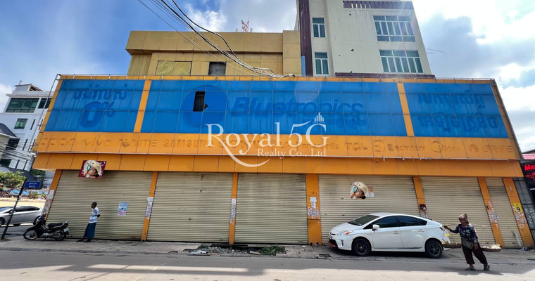 ផ្ទះសម្រាប់ជួល- ទំនប់ទឹក