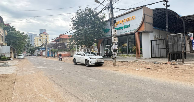 ដីសម្រាប់ជូលនៅសង្កាត់បឹងកក់២ ខណ្ឌទួលគោក