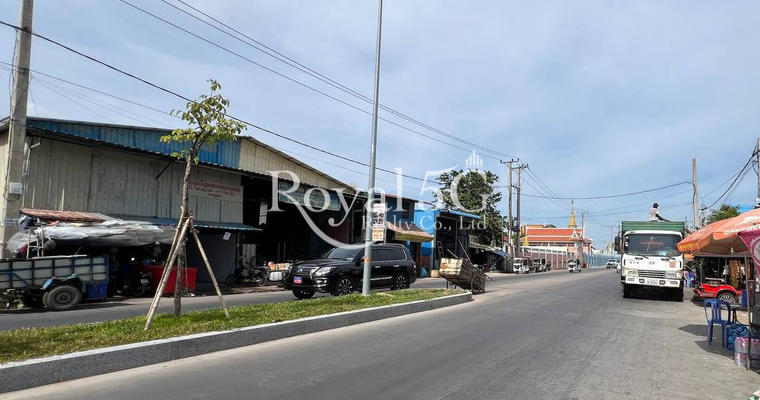 ដីសម្រាប់ជួលនៅផ្លូវ93