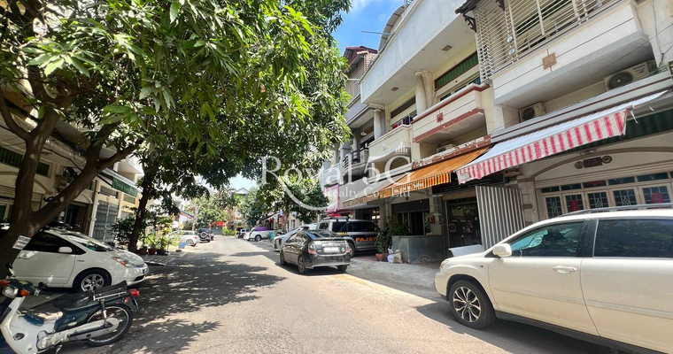 ផ្ទះសម្រាប់ជួល- ទំនប់ទឹក