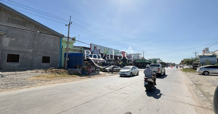 Warehouse For rent at sensok ​krieng thnong