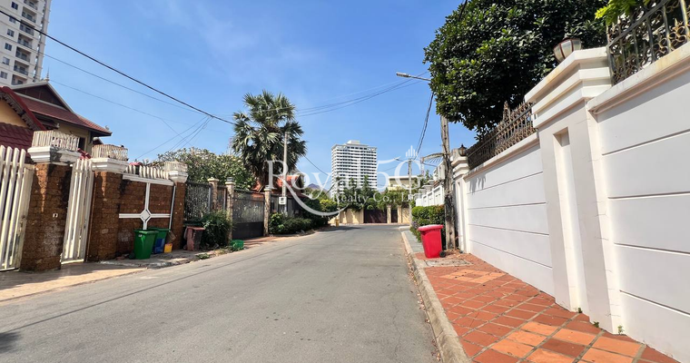 អគារសម្រាប់ជួល-​ ជ្រោយចង្វារ