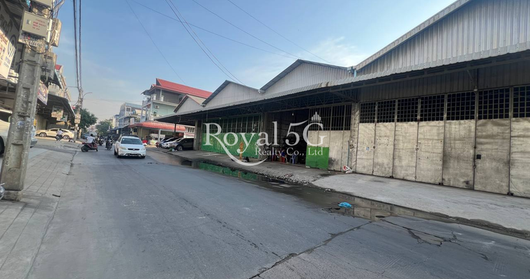 ឃ្លាំងសម្រាប់ជួលខណ្ឌដង្កោ