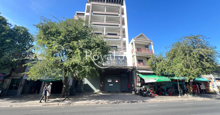Building For Rent- Daun Penh