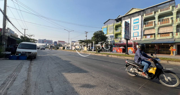 House For rent at chomka dong