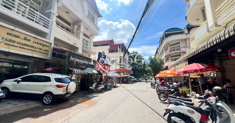 ផ្ទះសម្រាប់ជួល- ទំនប់ទឹក