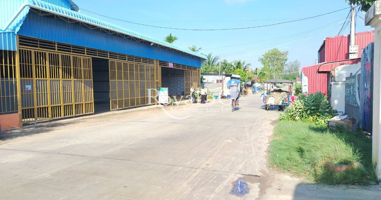 Land and Warehouse For Sale Srok Ang Snoul Kandal Province