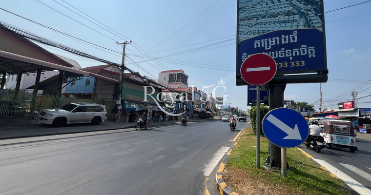 Warehouse For Rent- Chroy Chongvar