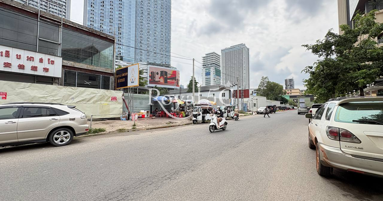 House For Rent Near Koh Pich Sangkat Tonle bassac Khan Chamkarmon