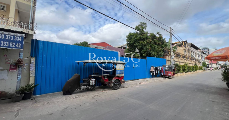 Land for rent at Street 2002